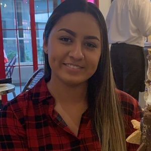 Meet your Posher, Lizbeth